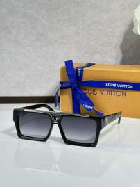 Picture of Louis Vuitton Sunglasses _SKUfw77317385fw